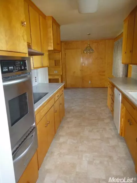 3133 Scenic Dr, Modesto, CA 95355 photo 7