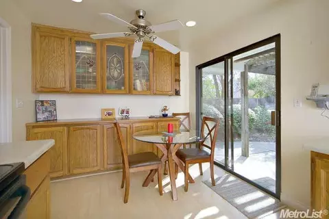 3208 Monte Vista Pl, Davis, CA 95618 photo 12