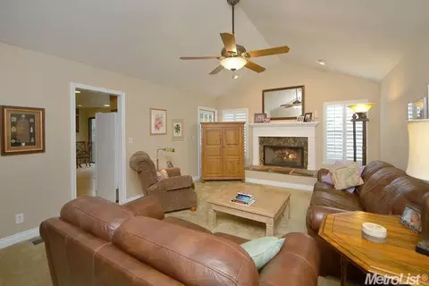 3208 Monte Vista Pl, Davis, CA 95618 photo 6