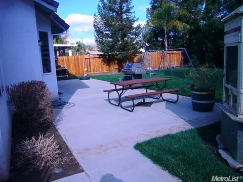 320 Douma Way, Ripon, CA 95366 photo 8