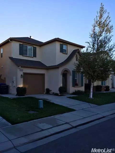 1444 Intrigue Ln, Manteca, CA 95337 photo 3