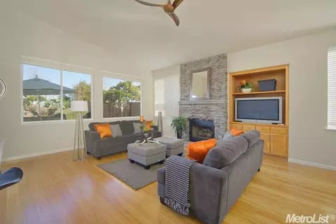 2203 Rockwell Dr, Davis, CA 95618 photo 6