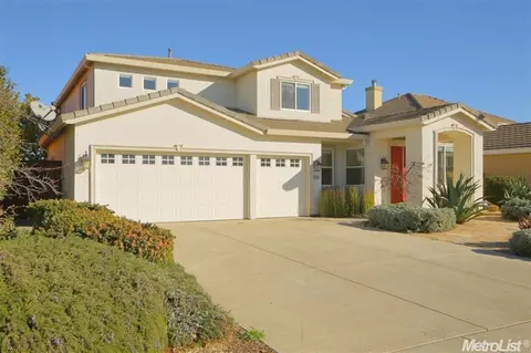 2203 Rockwell Dr, Davis, CA 95618 photo 2