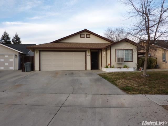 2037 Patty Dr, Merced, CA 95341 photo 1