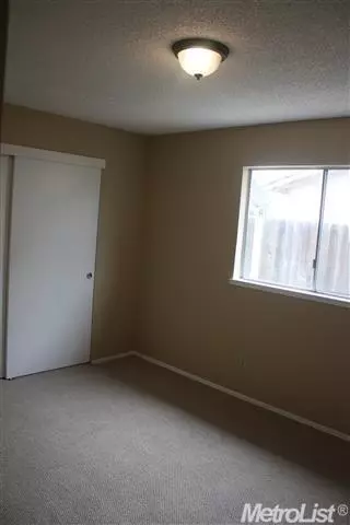 1279 Spruce, Manteca, CA 95336 photo 8