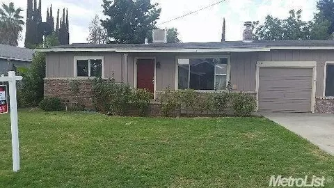 110 Emerald Dr, Merced, CA 95340 photo 1
