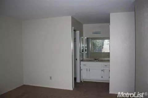 1325 Jarrell Ct, Modesto, CA 95355 photo 8