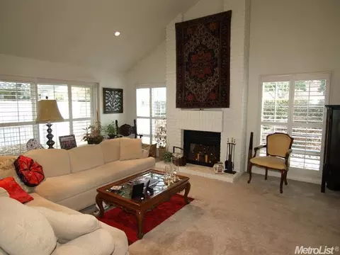 241 Leveland Ln #d, Modesto, CA 95350 photo 3