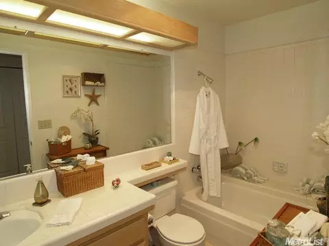 241 Leveland Ln #d, Modesto, CA 95350 photo 15