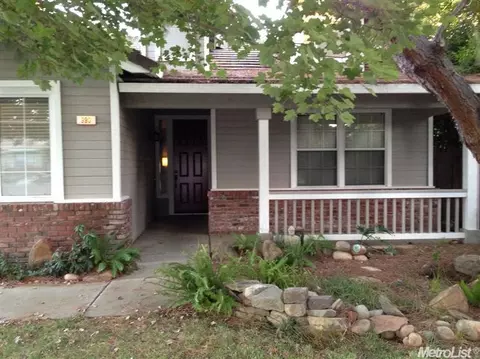 990 Colmore Ct, Galt, CA 95632 photo 1