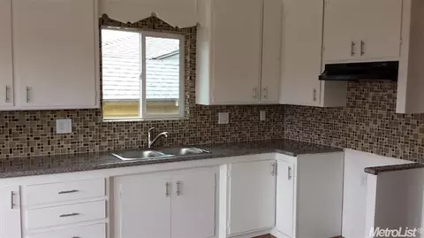 2537 2nd St, Ceres, CA 95307 photo 3