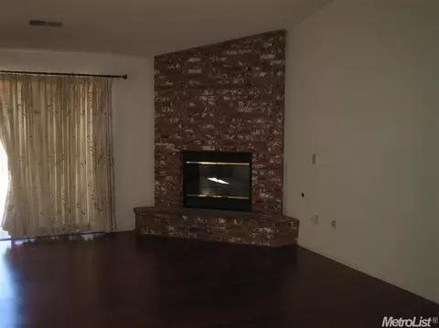 3615 Loyola Ct, Merced, CA 95348 photo 3