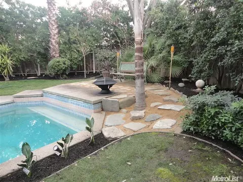 8020 Landmark Pl, Antelope, CA 95843 photo 8