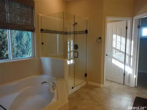 8020 Landmark Pl, Antelope, CA 95843 photo 2