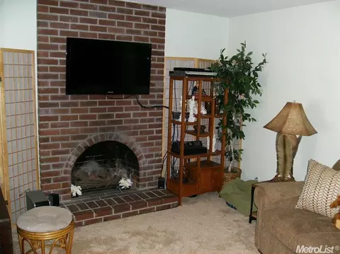 974 Alpine Ave, Manteca, CA 95336 photo 5