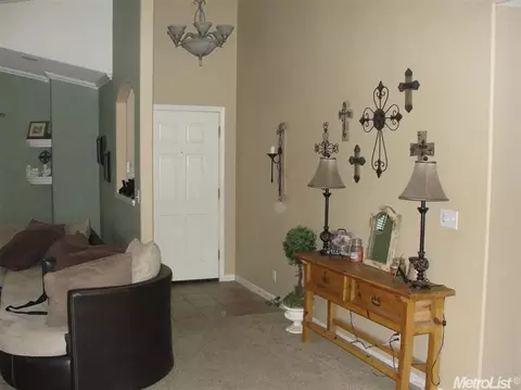 1700 Thomas Taylor Dr, Hughson, CA 95326 photo 4