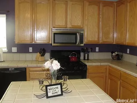 1700 Thomas Taylor Dr, Hughson, CA 95326 photo 8