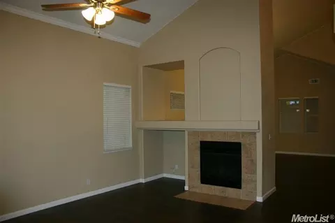 2813 Ashbrook Dr, Modesto, CA 95355 photo 8