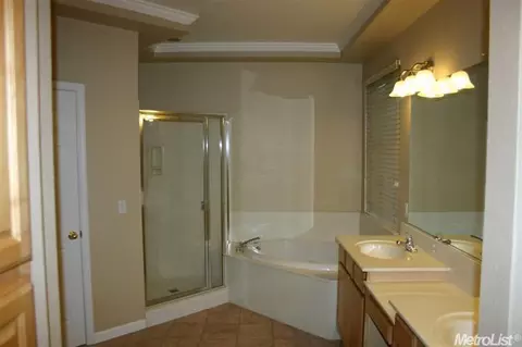 2813 Ashbrook Dr, Modesto, CA 95355 photo 14