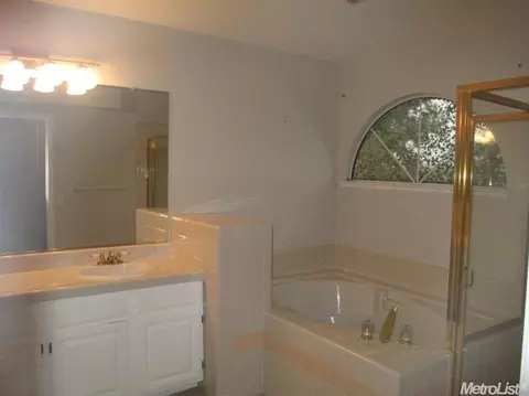 3704 Ellenboro Ave, Modesto, CA 95357 photo 14
