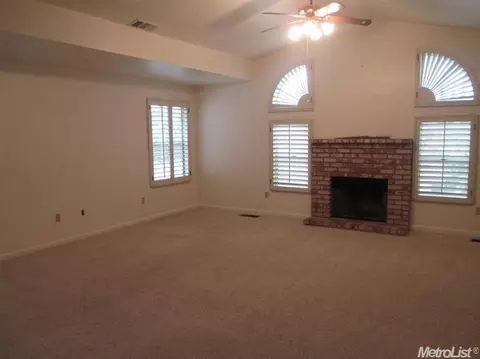 3704 Ellenboro Ave, Modesto, CA 95357 photo 12
