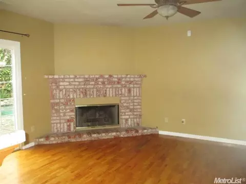 3704 Ellenboro Ave, Modesto, CA 95357 photo 9