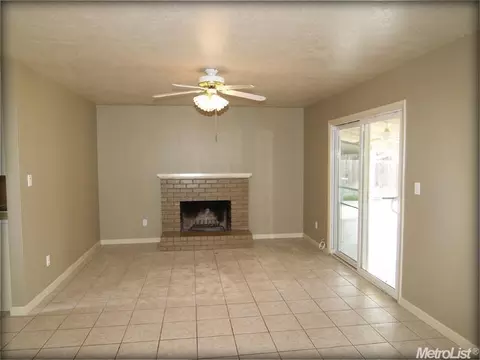 1005 Lillian Dr, Modesto, CA 95355 photo 6