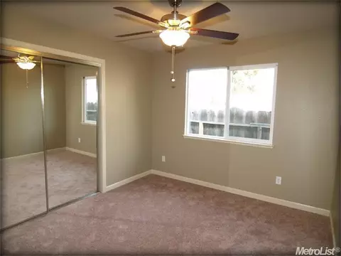1005 Lillian Dr, Modesto, CA 95355 photo 16