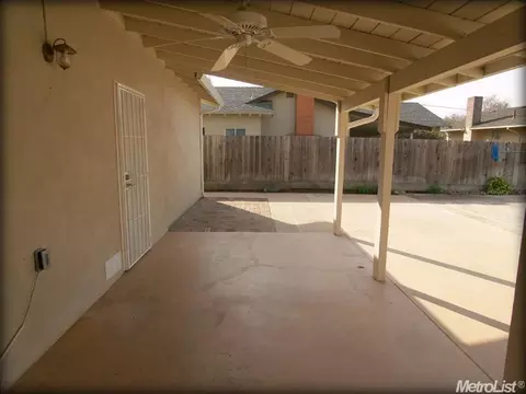 1005 Lillian Dr, Modesto, CA 95355 photo 21