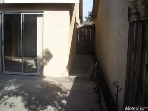 2036 Peggy Ln, Modesto, CA 95351 photo 6