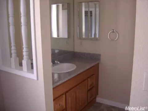 2036 Peggy Ln, Modesto, CA 95351 photo 9