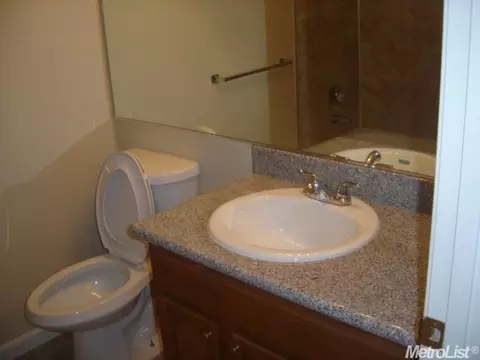 2036 Peggy Ln, Modesto, CA 95351 photo 8