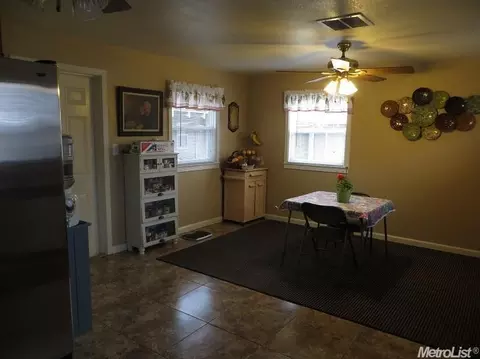 312 S Emerald Ave, Modesto, CA 95351 photo 20