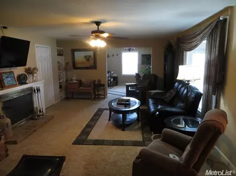 312 S Emerald Ave, Modesto, CA 95351 photo 22