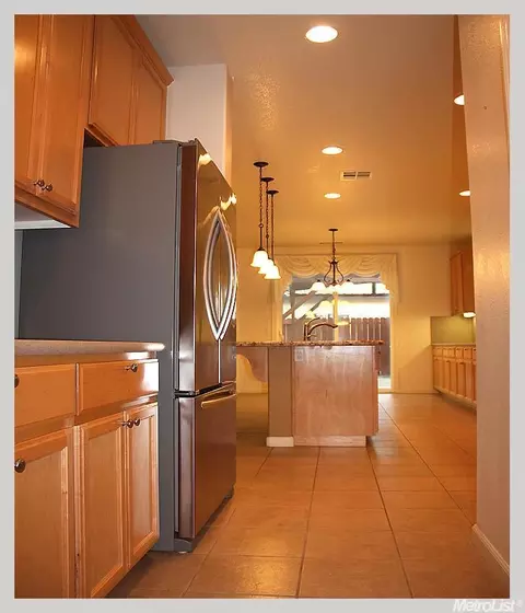 3012 Caden Dr, Modesto, CA 95355 photo 3