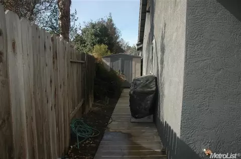 7002 Burning Tree Ct, Riverbank, CA 95367 photo 19