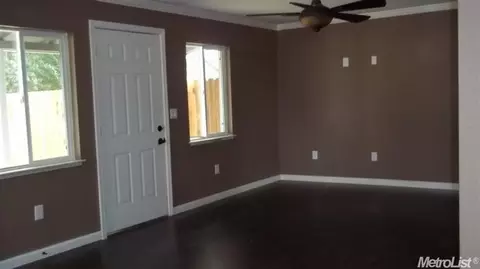 1050 E 22nd St, Merced, CA 95340 photo 13