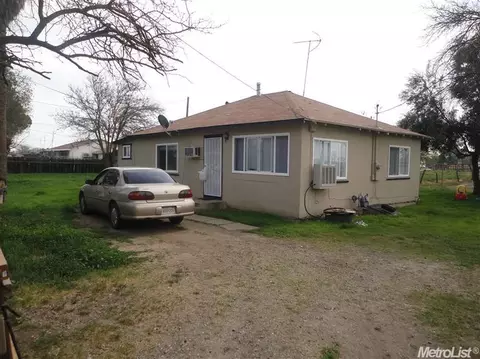 76 Hoffman Ave, Merced, CA 95341 photo 1