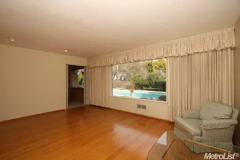 4706 Ritter Ct, Carmichael, CA 95608 photo 4