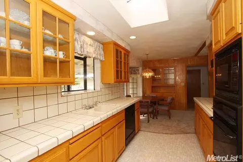 4706 Ritter Ct, Carmichael, CA 95608 photo 8
