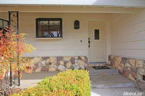 4706 Ritter Ct, Carmichael, CA 95608 photo 3