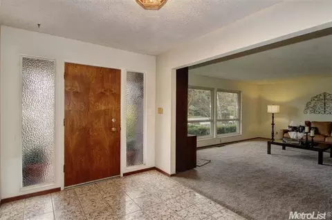 643 Eisenhower St, Davis, CA 95616 photo 2