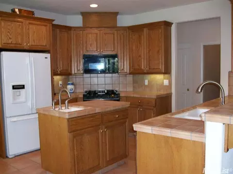 2679 Paradise Dr, Lodi, CA 95242 photo 9