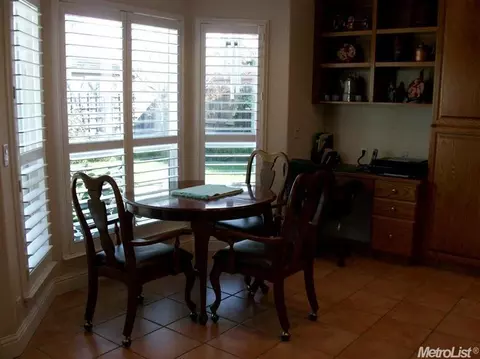 2679 Paradise Dr, Lodi, CA 95242 photo 8