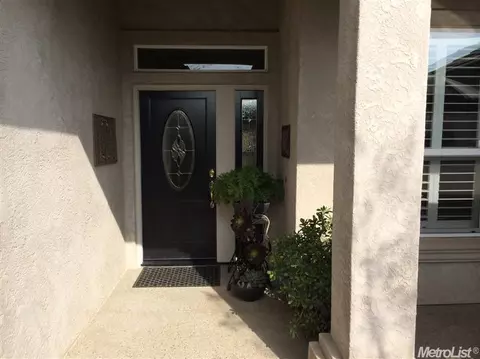 2679 Paradise Dr, Lodi, CA 95242 photo 2