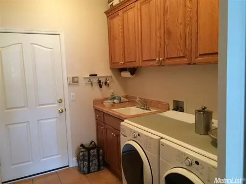 2679 Paradise Dr, Lodi, CA 95242 photo 18