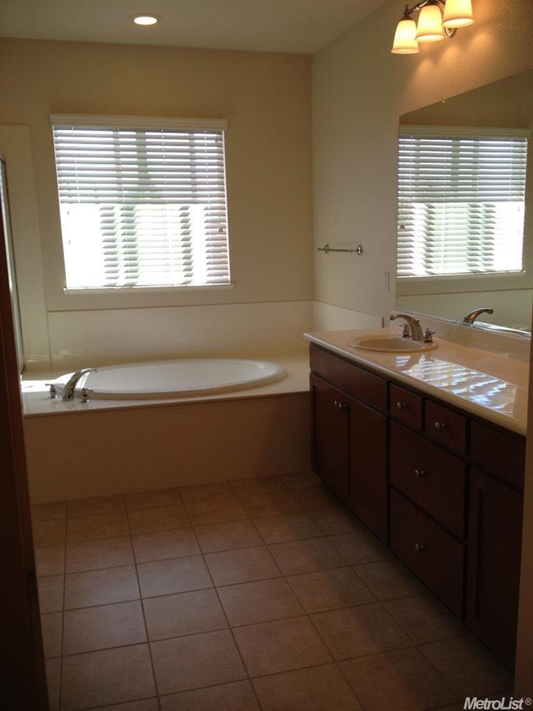 2624 Prosperity Way, Modesto, CA 95355 photo 25