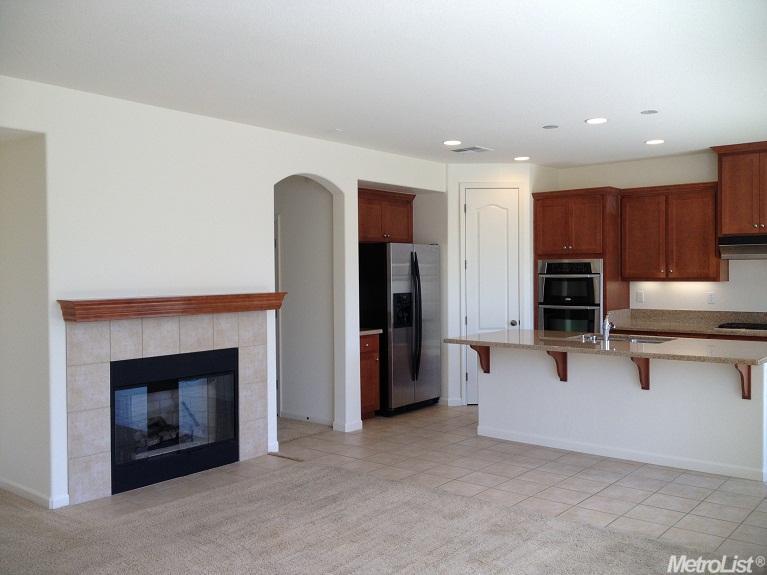 2624 Prosperity Way, Modesto, CA 95355 photo 2