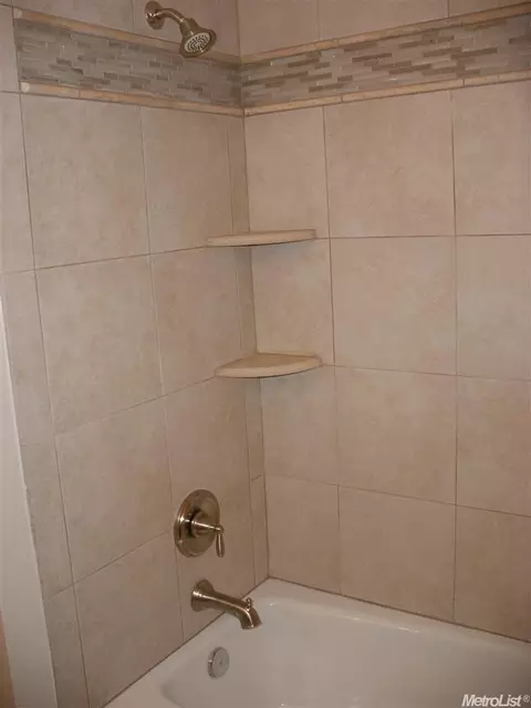 2801 Sheffield Ln, Modesto, CA 95350 photo 14
