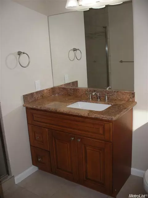 2801 Sheffield Ln, Modesto, CA 95350 photo 15
